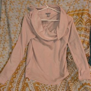 Medium light pink athleasure sweater forever 21